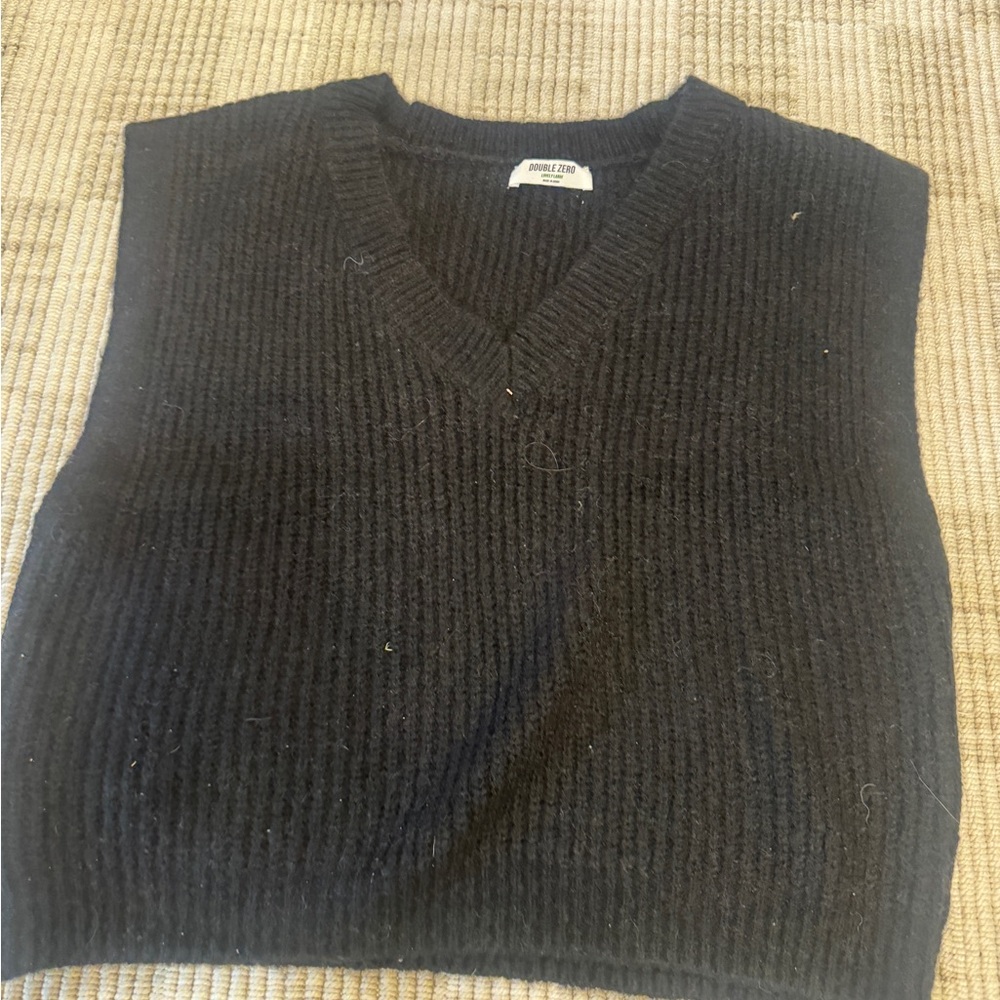 Black V-Neck Ribbed Sweater Vest